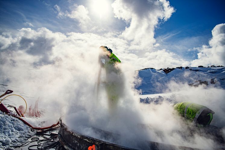 Steaming av turbinfundamenter Roan vindpark