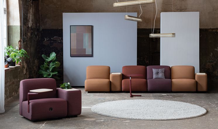 MATERIA_Oas modular sofa_Hopper table_Interior 1-2