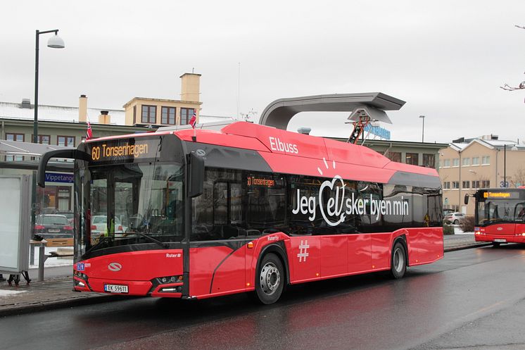 Elbuss på linje 60