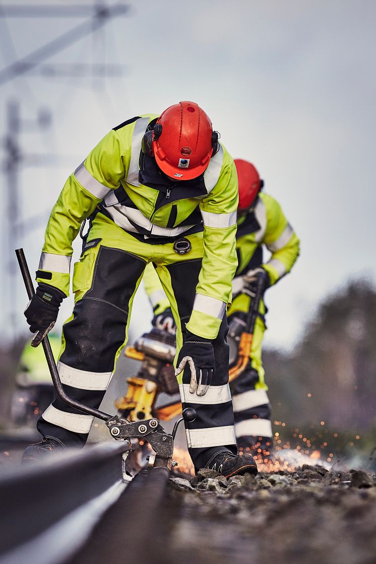 Flammehemmende verneklær Snickers Workwear ProtecWork. Bukse 6365 og jakke 1360.