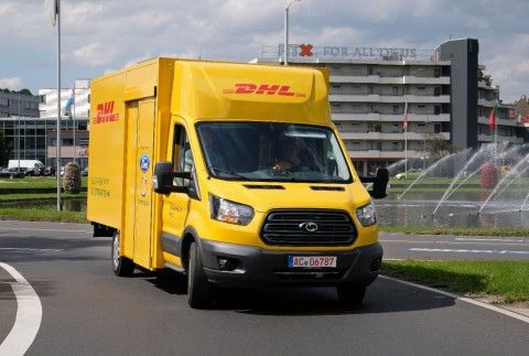 Ford ve spolupráci s Deutsche Post DHL Group a StreetScooter vyrábí dodávky s elektrickým pohonem