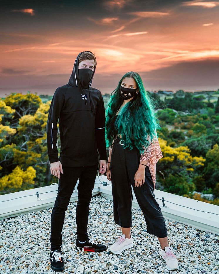 Alan Walker & AuRa