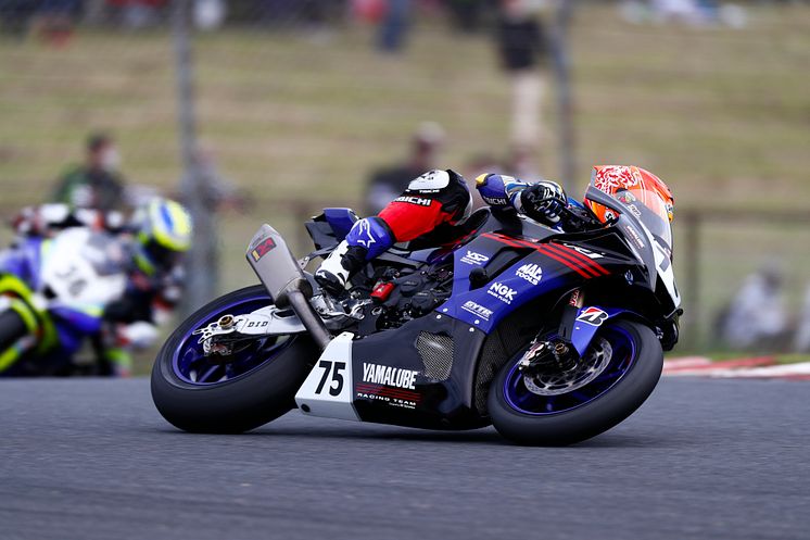 2020092101_022xx_JRR_Rd3_前田選手_4000