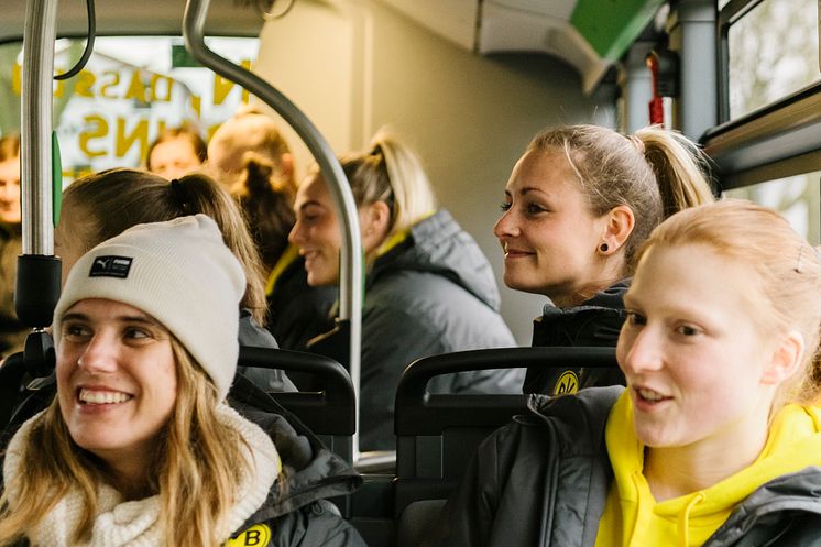 BVB Frauenbus powered by 21