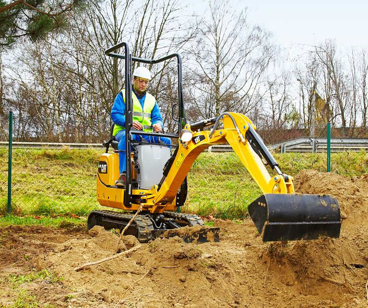 Cat 300.9D minigrävare - grävbild