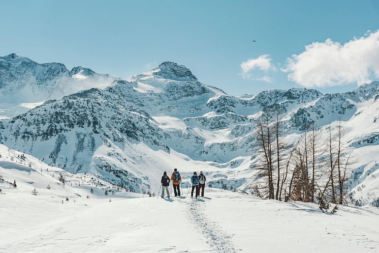 VS_Schneeschuhtour auf dem Simplonpass 2 © Switzerland Tourism_Silvano Zeiter
