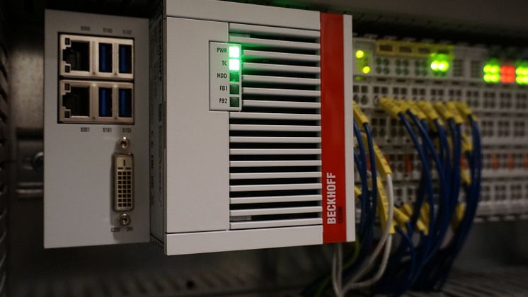 Beckhoff CX5240.JPG