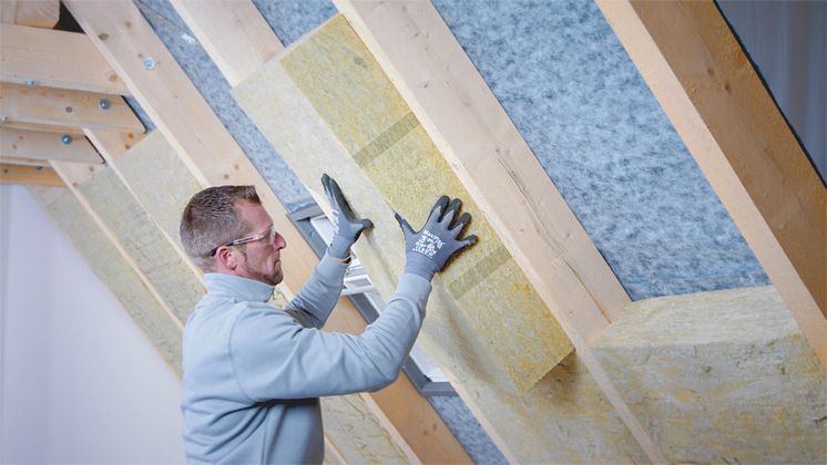 Energirenovering_ROCKWOOL_skråvæg