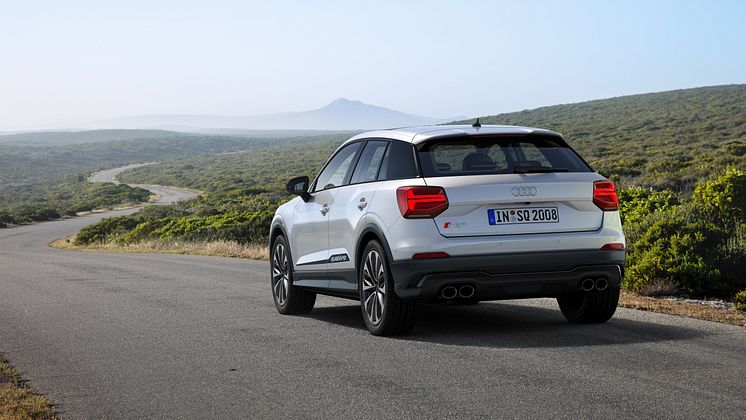 Audi SQ2 (gletscherhvid) statisk bagfra