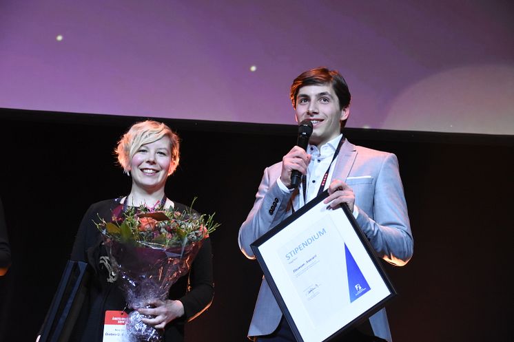 Vinnare i klassen för 15 högskolepoäng blev Nina Vesa och Humam Amouri, Örebro Universitet.