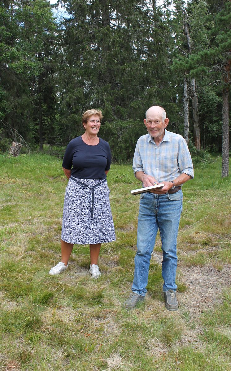 Årets ängsbrukare 2021-Ylva Thörn och Sören Eriksson3-Foto Märta Ohlsson.jpg