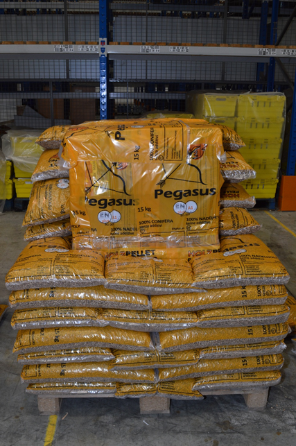 E 03 18 Wood pellets