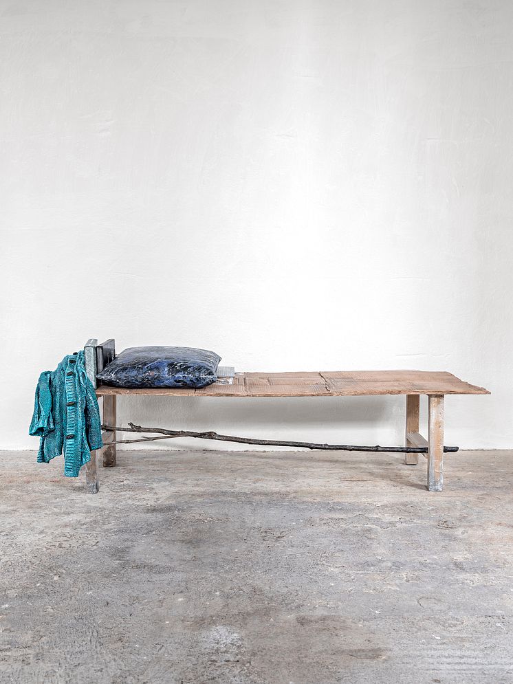 Bench.jpg