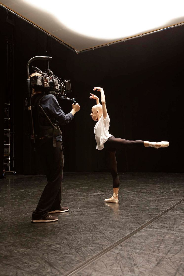 Maria Kochetkova. Vibeke Tandberg: Old Man Dancing. Foto: Henriette Berg-Thomassen. Med tillatelse fra Vibeke Tandberg og OSL contemporary