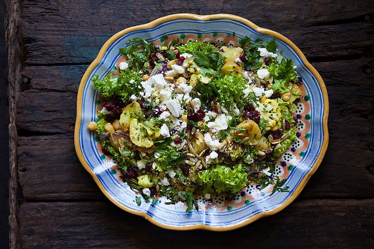 Peruansk solteritosallad med krossad potatis