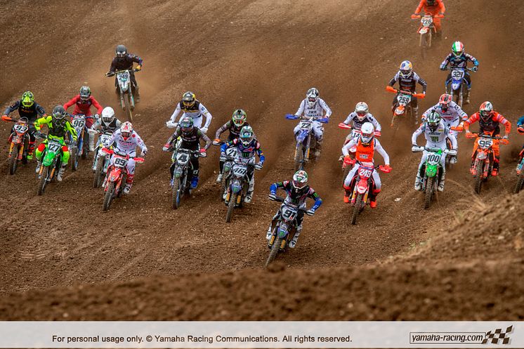 2019072903_004xx_MXGP_Rd13_シ―ワ―選手_フェーブル選手_4000