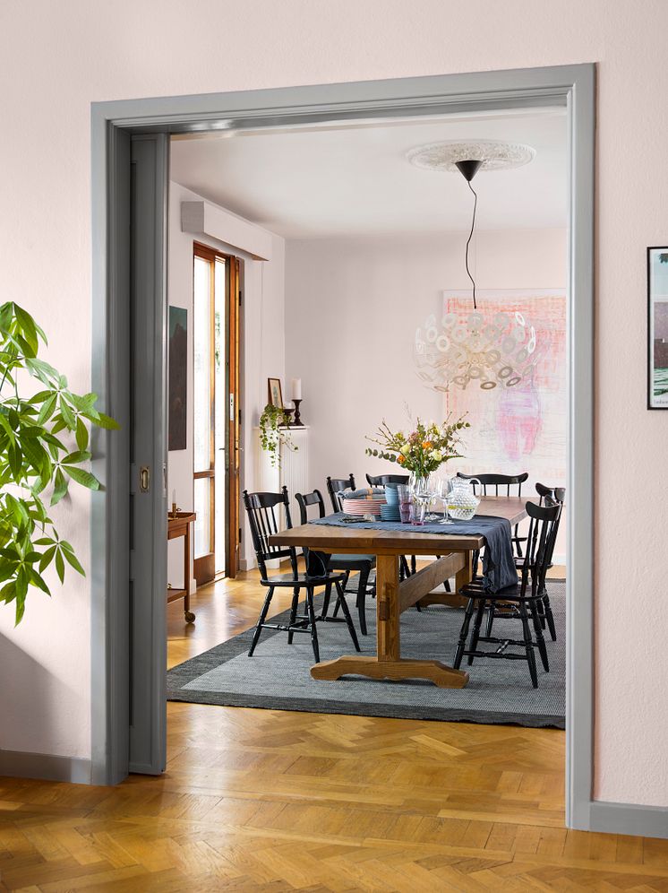 Vardagsrum och matsal i rosa