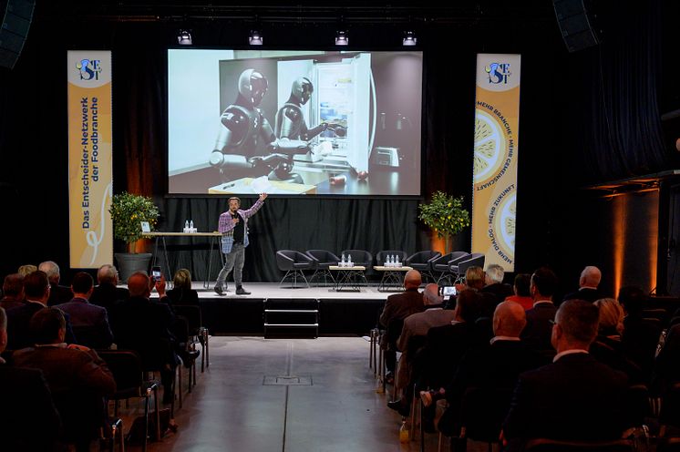 SETKickoff2025-0009.jpg