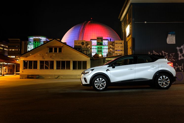 Captur ETECH Plug-in hybrid3.jpg