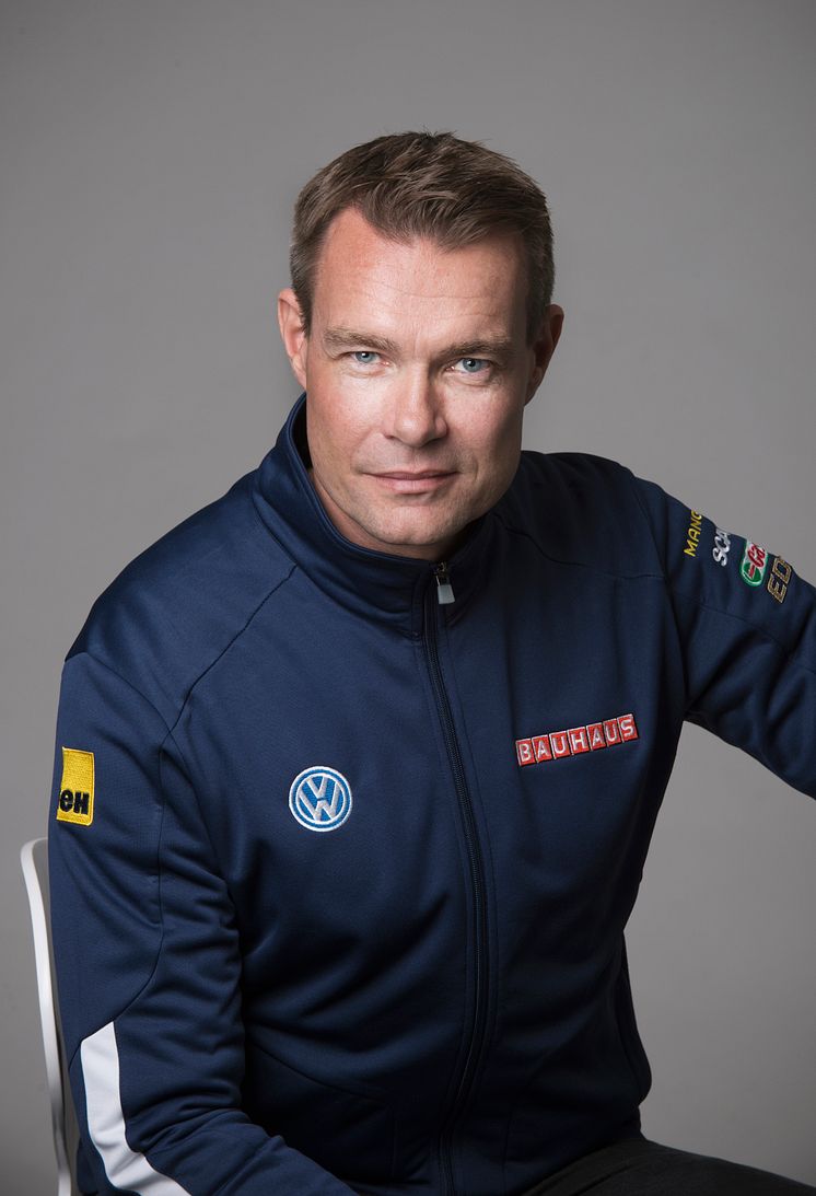 − Det är alltid mycket glädje och energi med KMS och Volkswagen, säger Fredrik Ekblom, som gör comeback i standardvagnsmästerskapet i en Volkswagen Golf GTI.