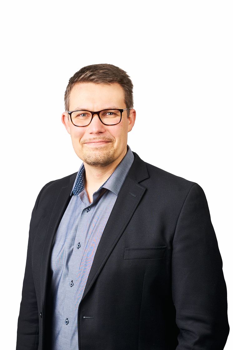 Toni Hautakoski henkilöstöjohtaja ARE