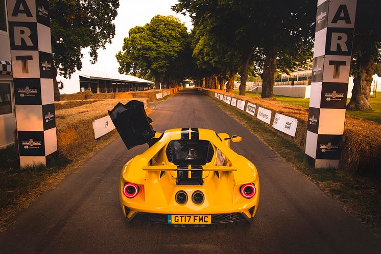 Ford-GFOS2017_FordGT_02