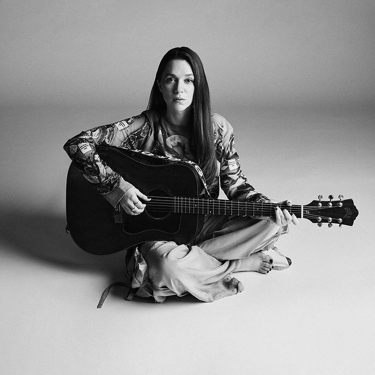 1080x1080_Melissa_UtanText.jpg