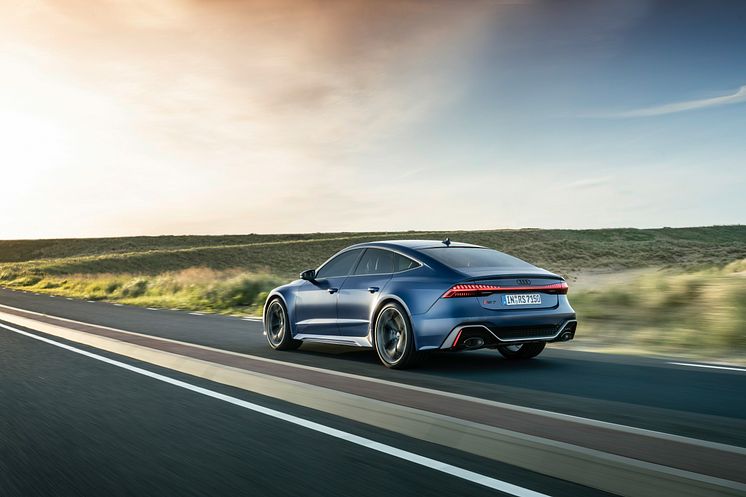 Audi RS 7 Sportback performance (Ascariblå mat)