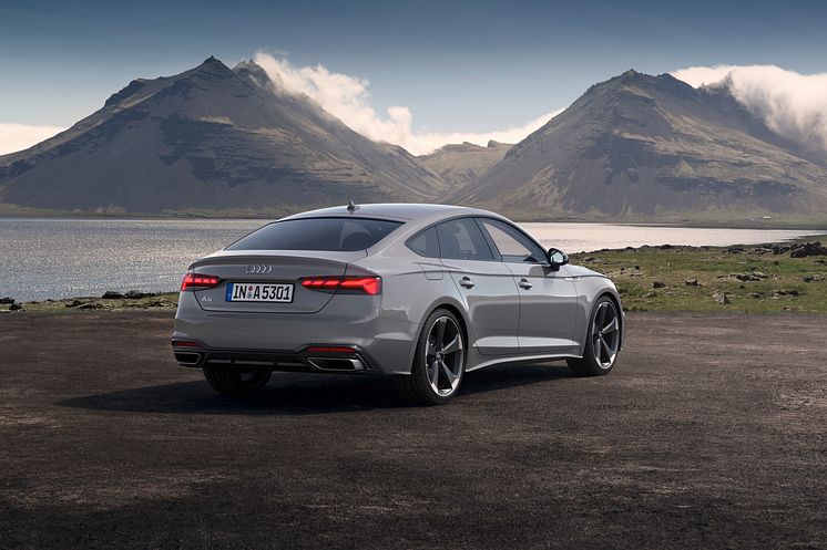 Audi A5 Sportback (kvantumgrå)