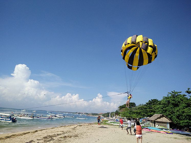 Water-Sports-at-Tanjung-Benoa.jpg