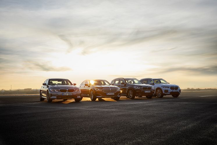 BMW 330e, BMW 745Le, BMW X3 30e og BMW X5 45e