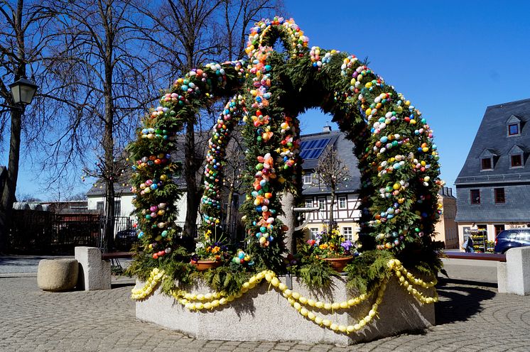 Zwönitz_Osterbrunnen Markt_Foto Corinna Bergelt_Greifensteinregion.jpg