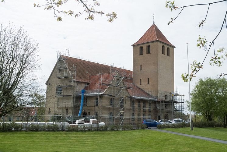 Hasseris Kirke - før renoveringen med Dantegl