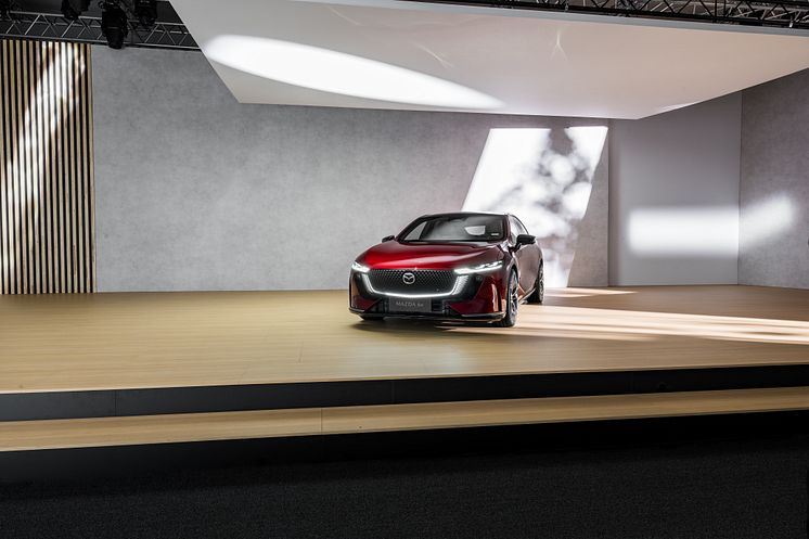 Mazda 6e