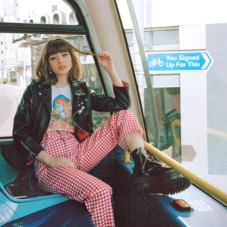 Maisie Peters.jpg