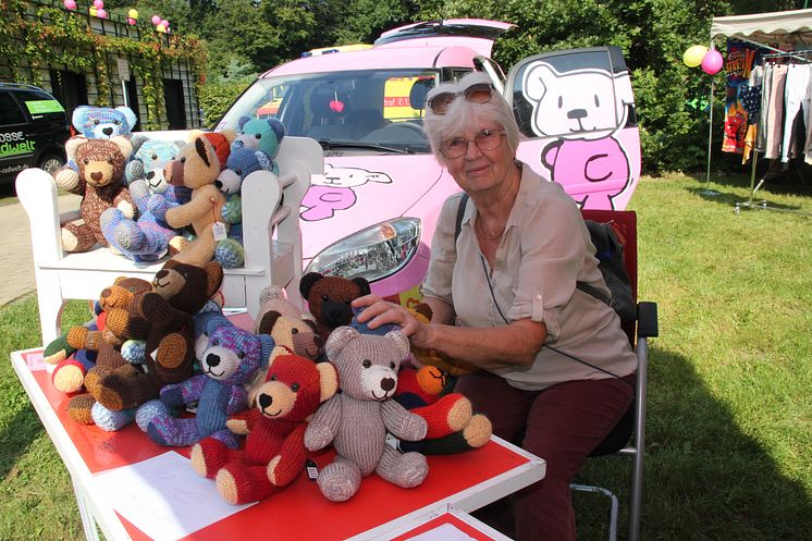 Tag der offenen Tür im Kinderhospiz: Bärenherz-Familienfest lockt mehr als 1.500 Besucher in den Kees’schen Park