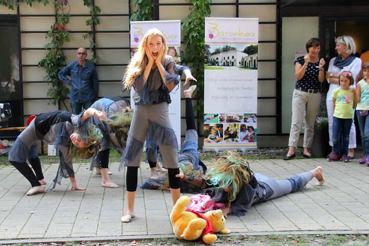 Tag der offenen Tür im Kinderhospiz: Bärenherz-Sommerfest lockt 1.000 Besucher in den Kees’schen Park