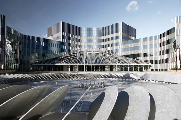 BMW Group Research and Innovation Center (FIZ) i München.jpg