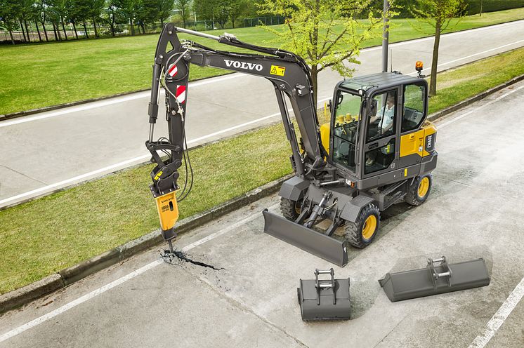 Volvo EW60E grävmaskin - flexibilitet med redskap från Volvo Construction Equipment