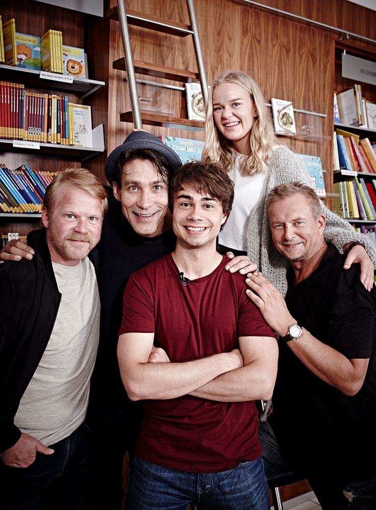 Alexander Rybak med skuespillerteam