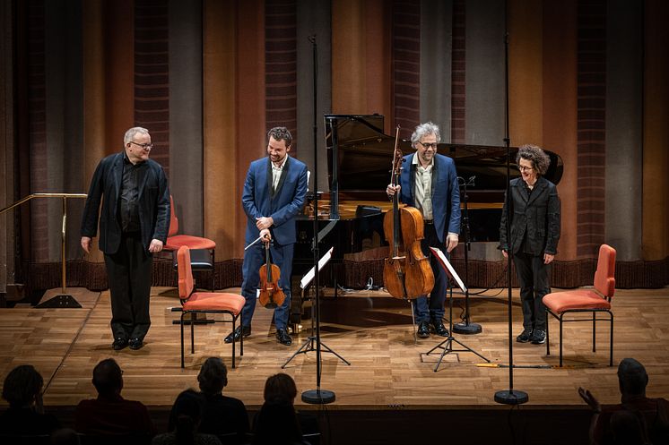 Tonsättarfestival Olga Neuwirth: Quatuor Diotima och Nicolas Hodges