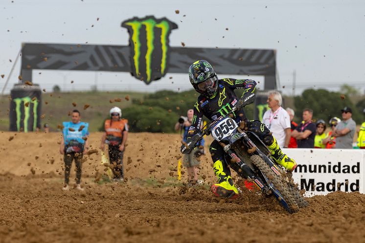 2024032504_004xx_MXGP_Rd2_ルノー選手_4000