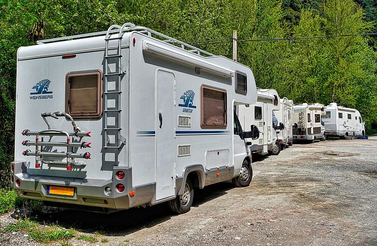 motorhomes-1206520_1280