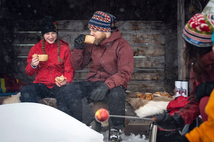 Winter_Grill_Picnic_fotoAnnaHolm_VisitDalarna