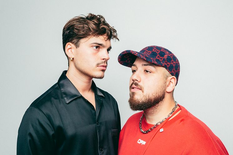Anis don Demina & Oscar Zia 