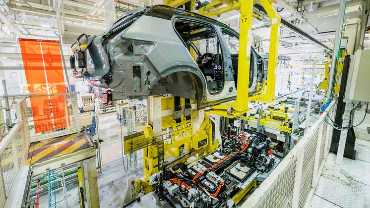 Volvo_XC40_Recharge_P8_production_in_Ghent_Belgium