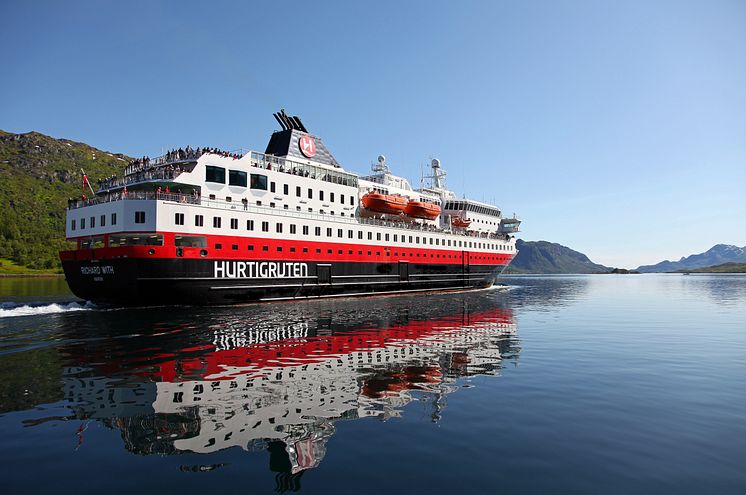 Hurtigruten kjøper tilbake MS Richard With