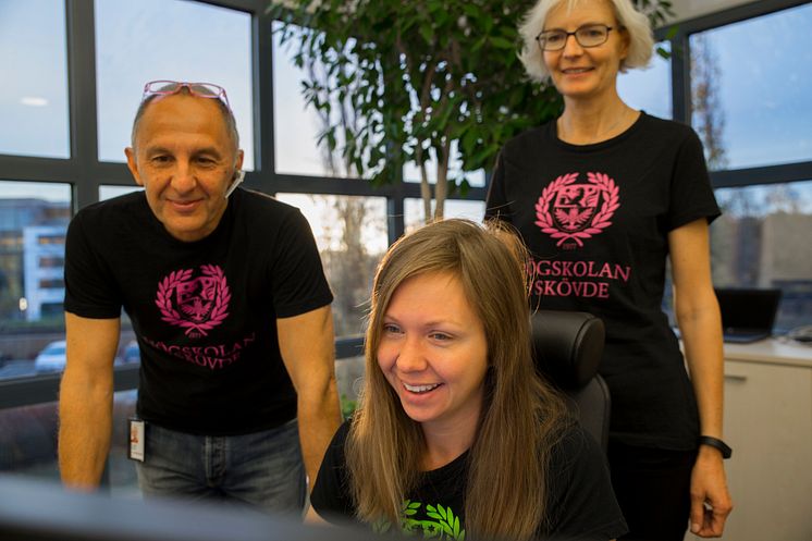 Damir, Tanja och Anna på IT-helpdesk