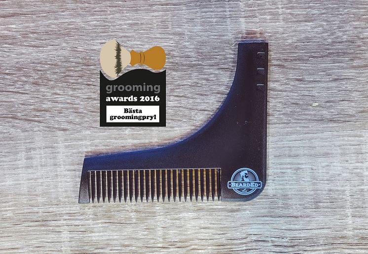 Bästa groomingpryl - BeardEd Beard Contour Comb
