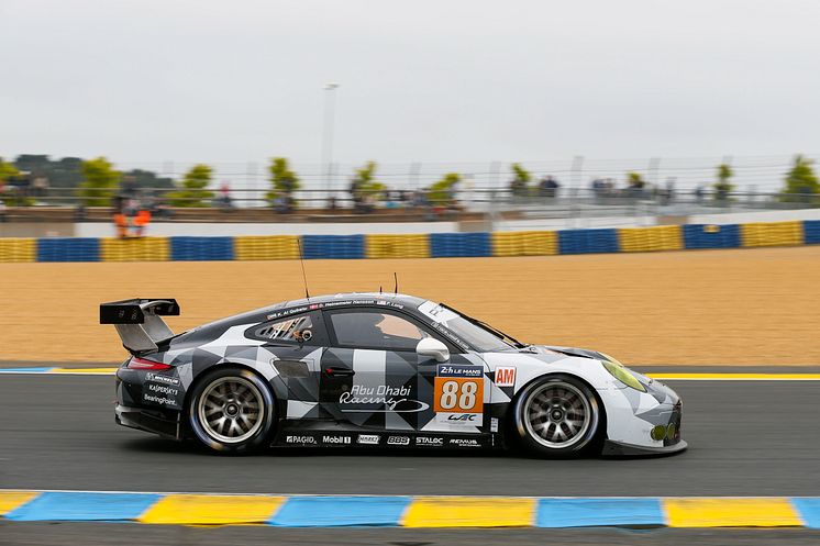 Porsche 911 RSR (88) Abu Dhabi Proton Racing, Khaled Al Qubaisi, Patrick Long, David Heinemeier Hansson